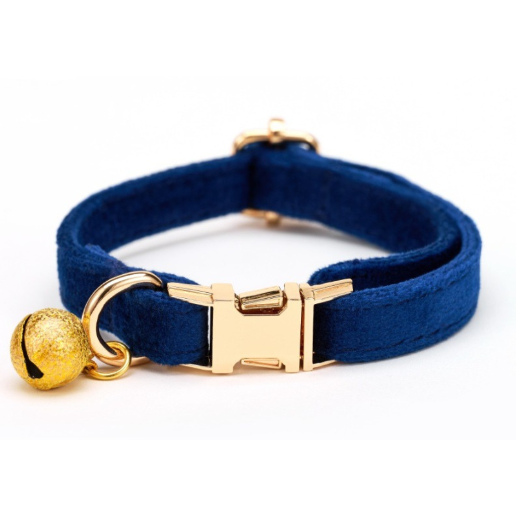 Reflective Cat Collar with Bell – FlexFlow™