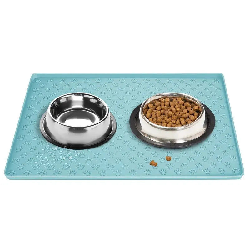 Tailented NourishTouch™ – Pet Water Bowl with Non-Slip Base with Spill-Proof Design for Pets