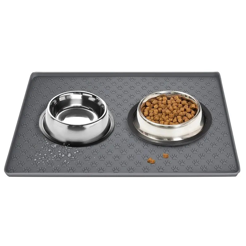 Tailented NourishTouch™ – Pet Water Bowl with Non-Slip Base with Spill-Proof Design for Pets