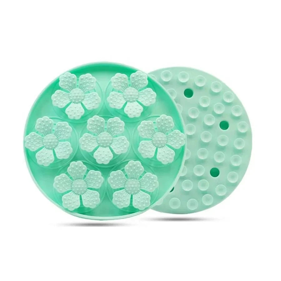 Silicone Flower Slow Feeder for Dogs & Cats – TreatPath™