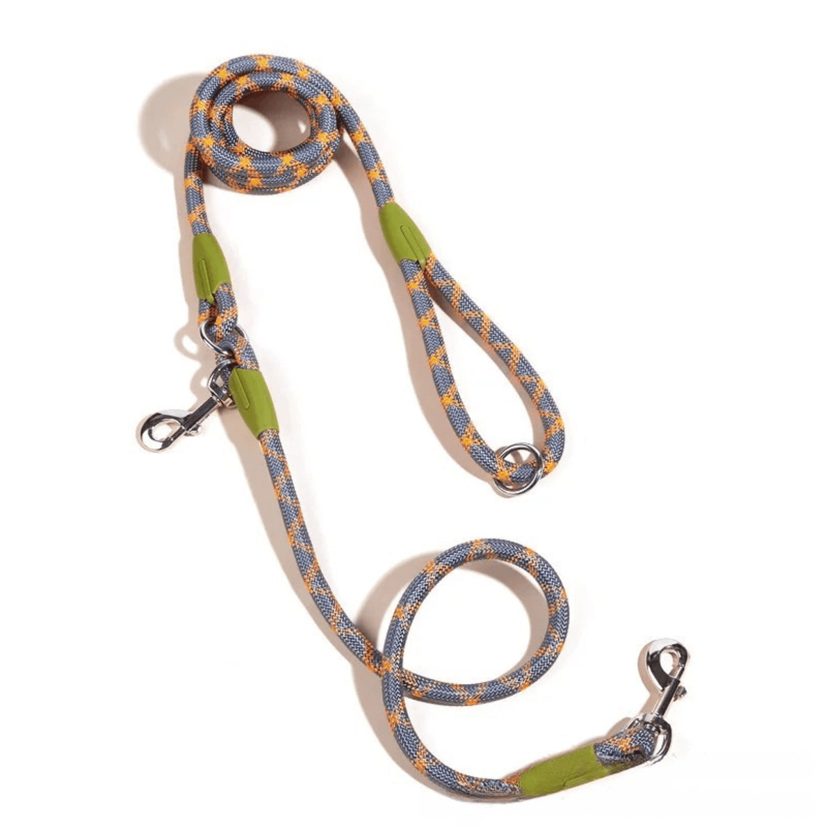 Hands-Free Reflective Dog Leash – HoldGlow™