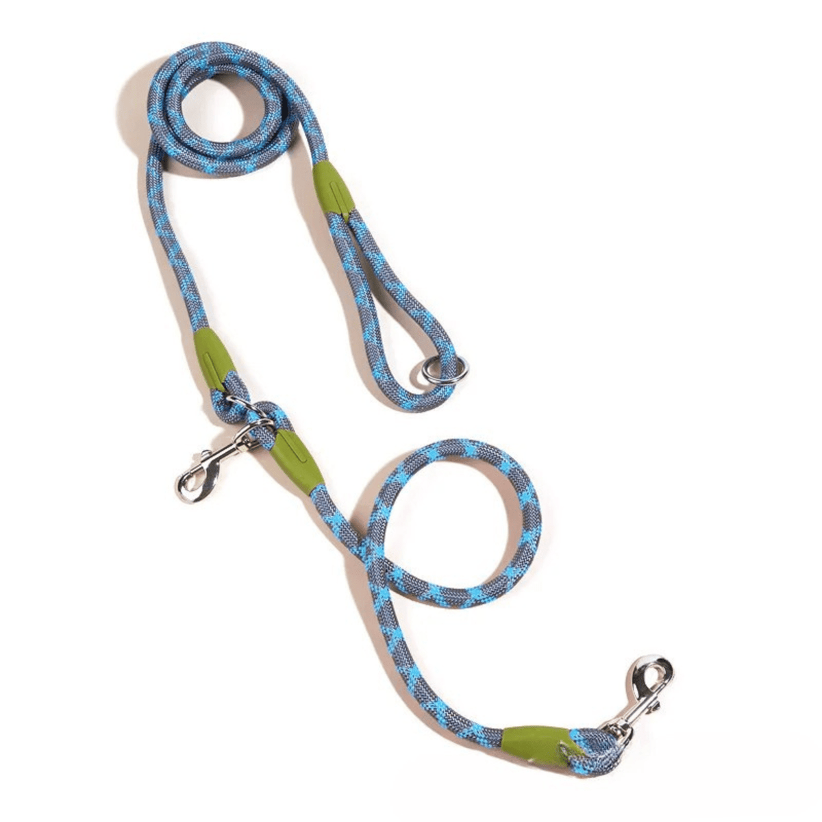 Hands-Free Reflective Dog Leash – HoldGlow™