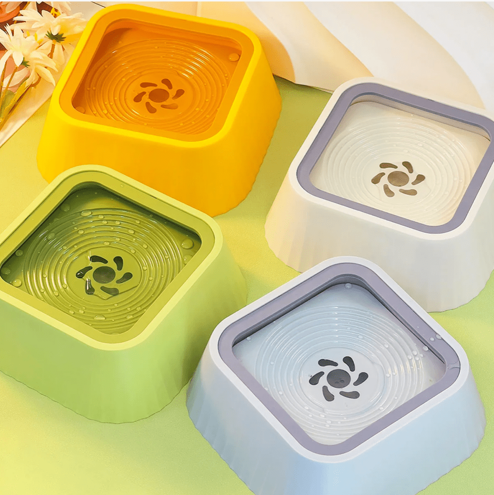 Spill-Proof Pet Water Bowl for Dogs & Cats – DineWave™