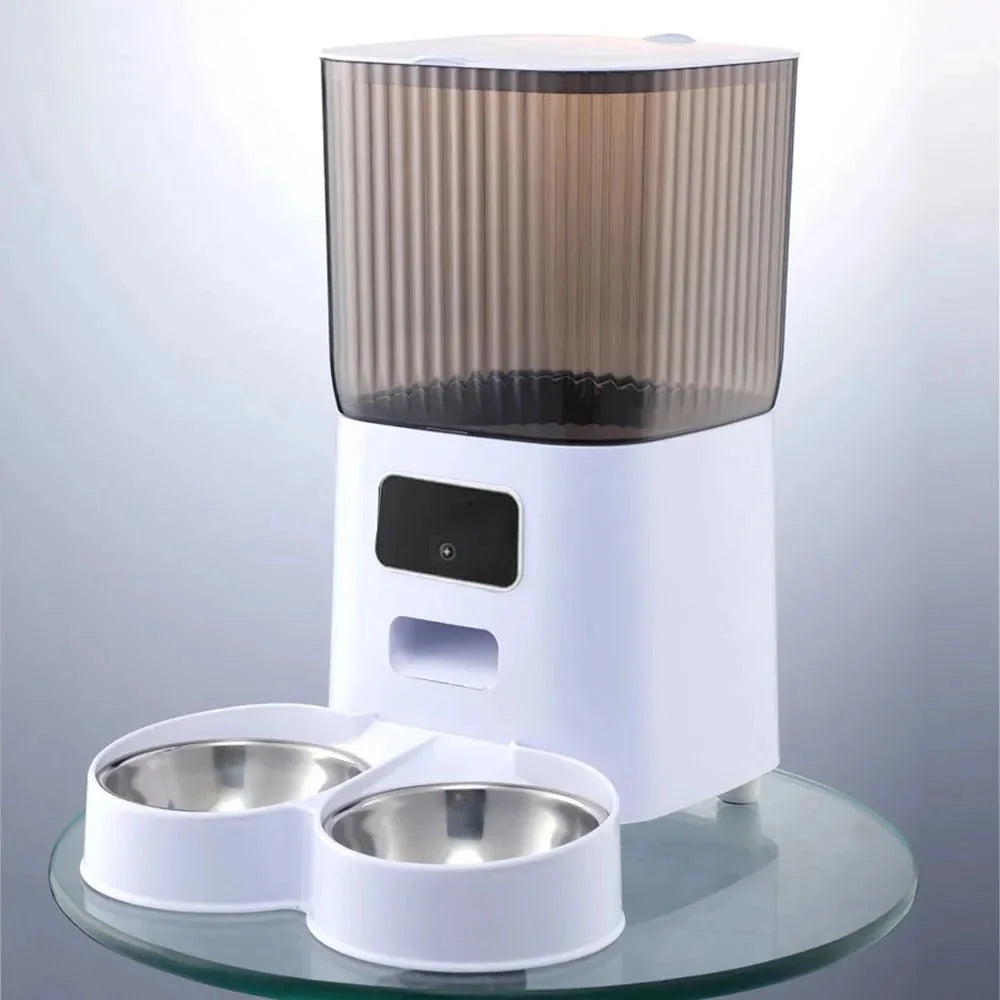Smart Automatic Pet Feeder with Camera – FocusPlus™