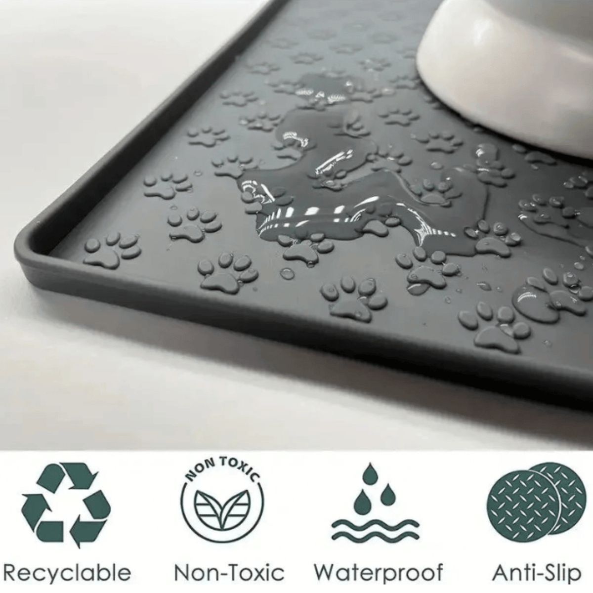 Tailented NourishTouch™ – Pet Water Bowl with Non-Slip Base with Spill-Proof Design for Pets