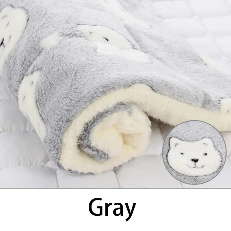 Soft Flannel Pet Bed for Dogs & Cats – SoftStyle™