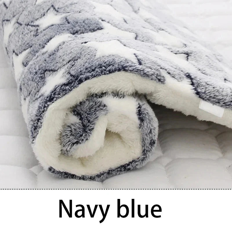 Soft Flannel Pet Bed for Dogs & Cats – SoftStyle™