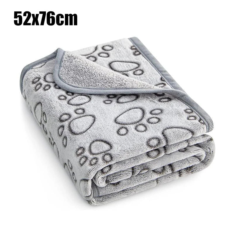 Soft Coral Fleece Pet Blanket – LoungeSmart™