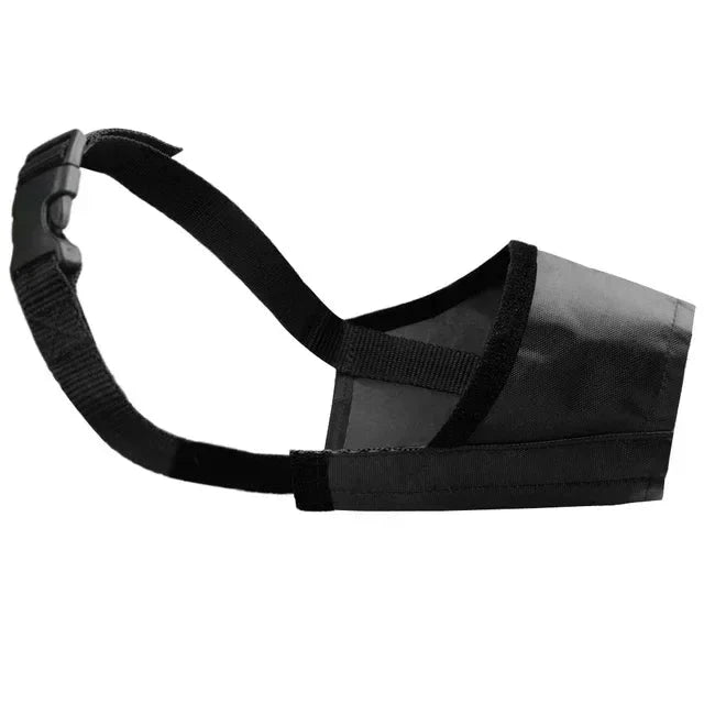 Adjustable Nylon Dog Muzzle – LeadLuxe™